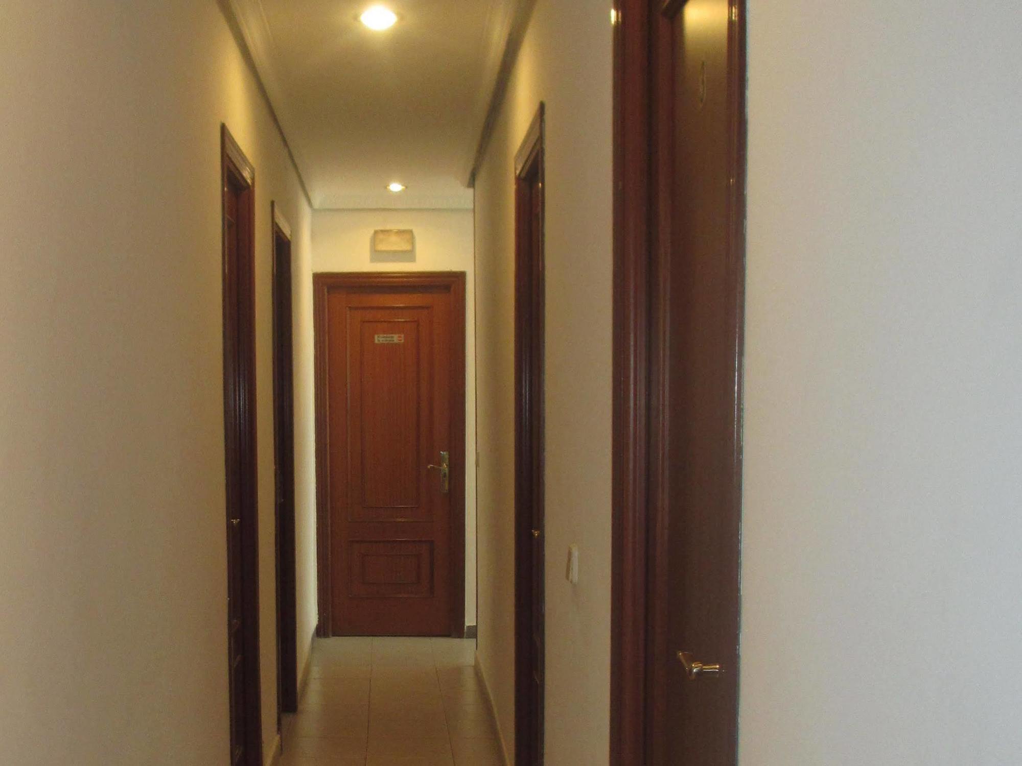 Hostal Pan America Мадрид Екстериор снимка